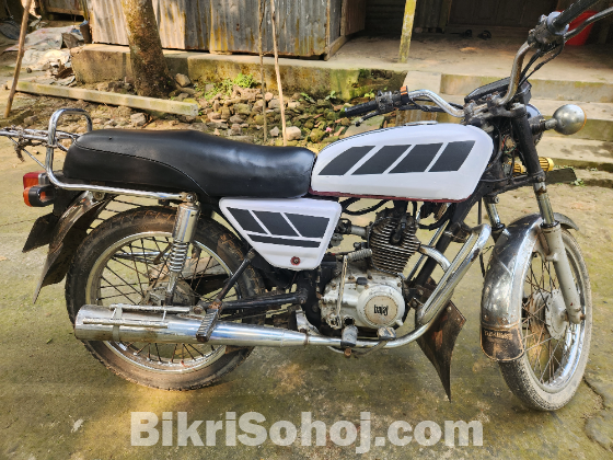 Bajaj boxer